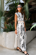 Camila - Conjunto Estampado de Top y Falda