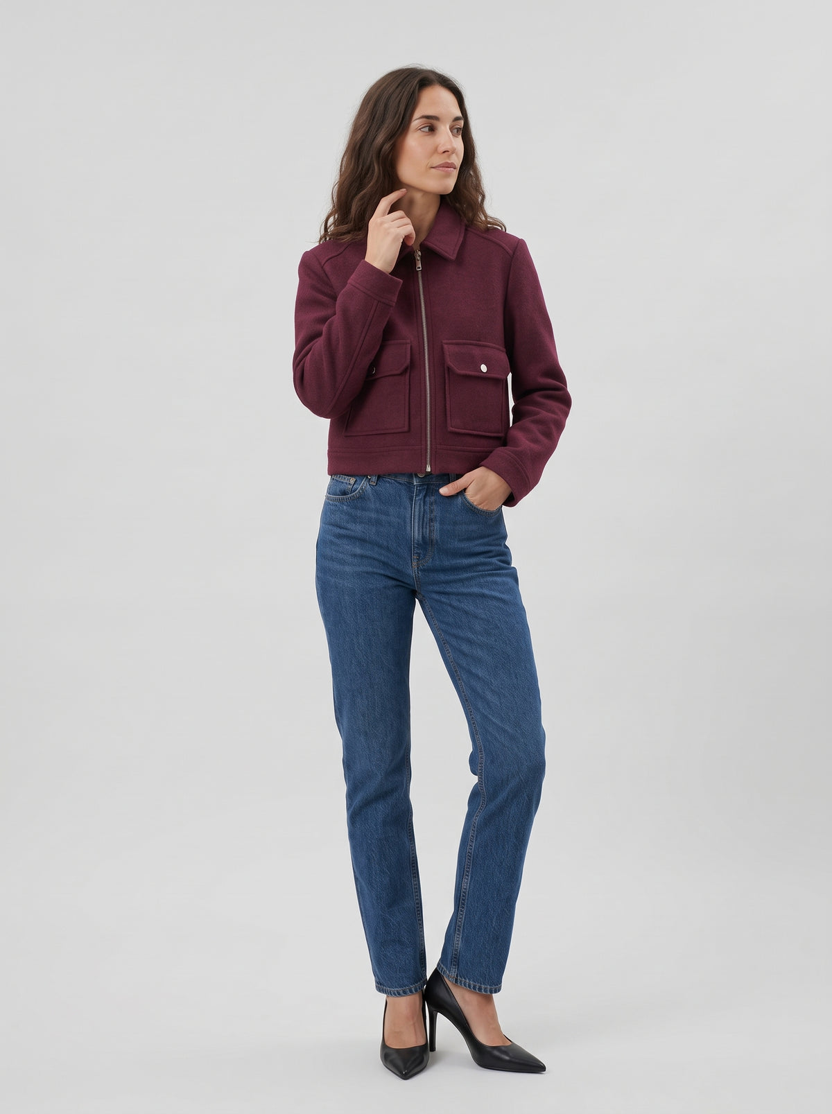 Bómber Valeria Burdeos