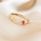 Anillo personalizado con piedra de nacimiento