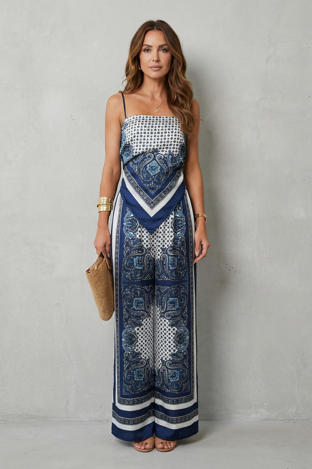 Conjunto estampado diseño fluido