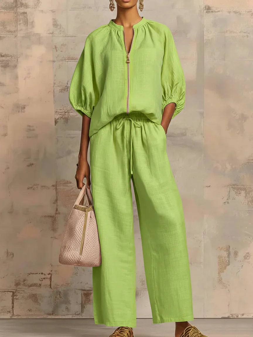Alba |  Camisa de estilo relajado y pantalón de pernera ancha